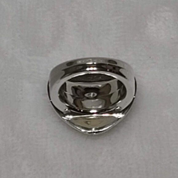 Vintage Puffy Chunky Heart Ring Silver Plastic Toy Jewelry - Picture 6 of 8